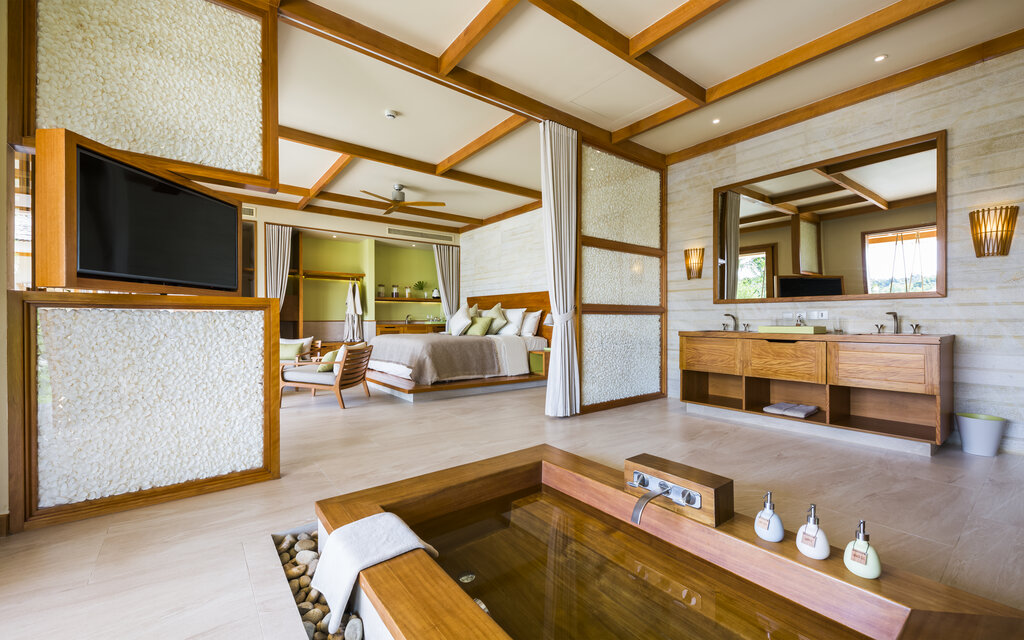 Vietnam_Fusion_Resort_Phu_Quoc_Phu_Quoc_Villa_Bedroom_BoutiqueReisen