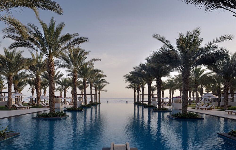 Oman_Muskat_Al-Bustan-Palace_Pool_BoutiqueReisen (1)