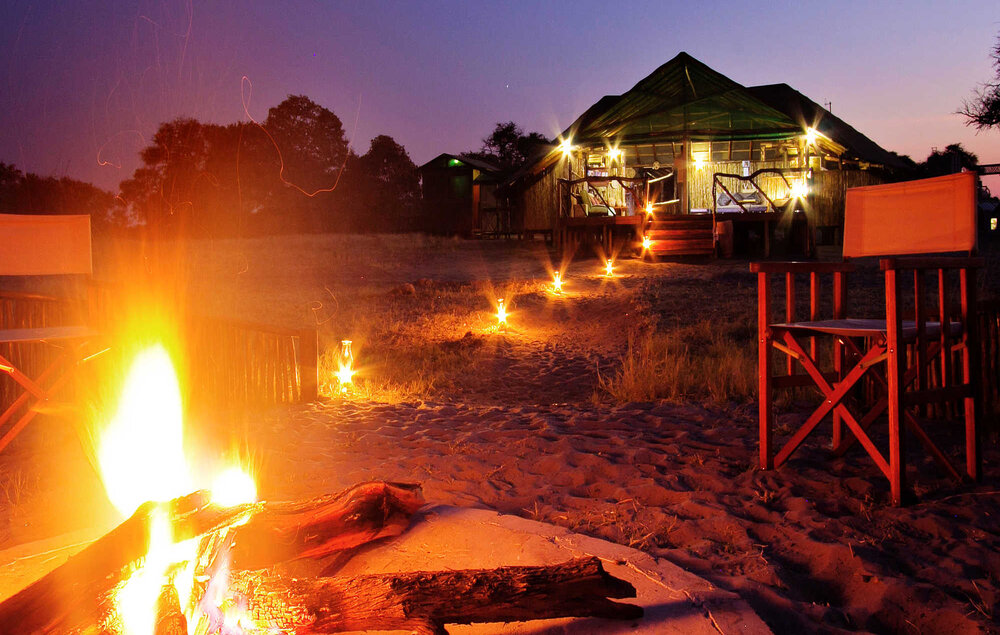 Botswana_Savuti_camp-savuti-Wilderness_Lagerfeuer_BoutiqueReisen